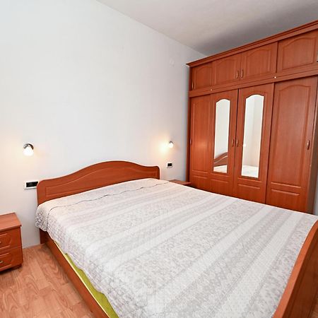 Apartment Razanac Nikola Exteriör bild