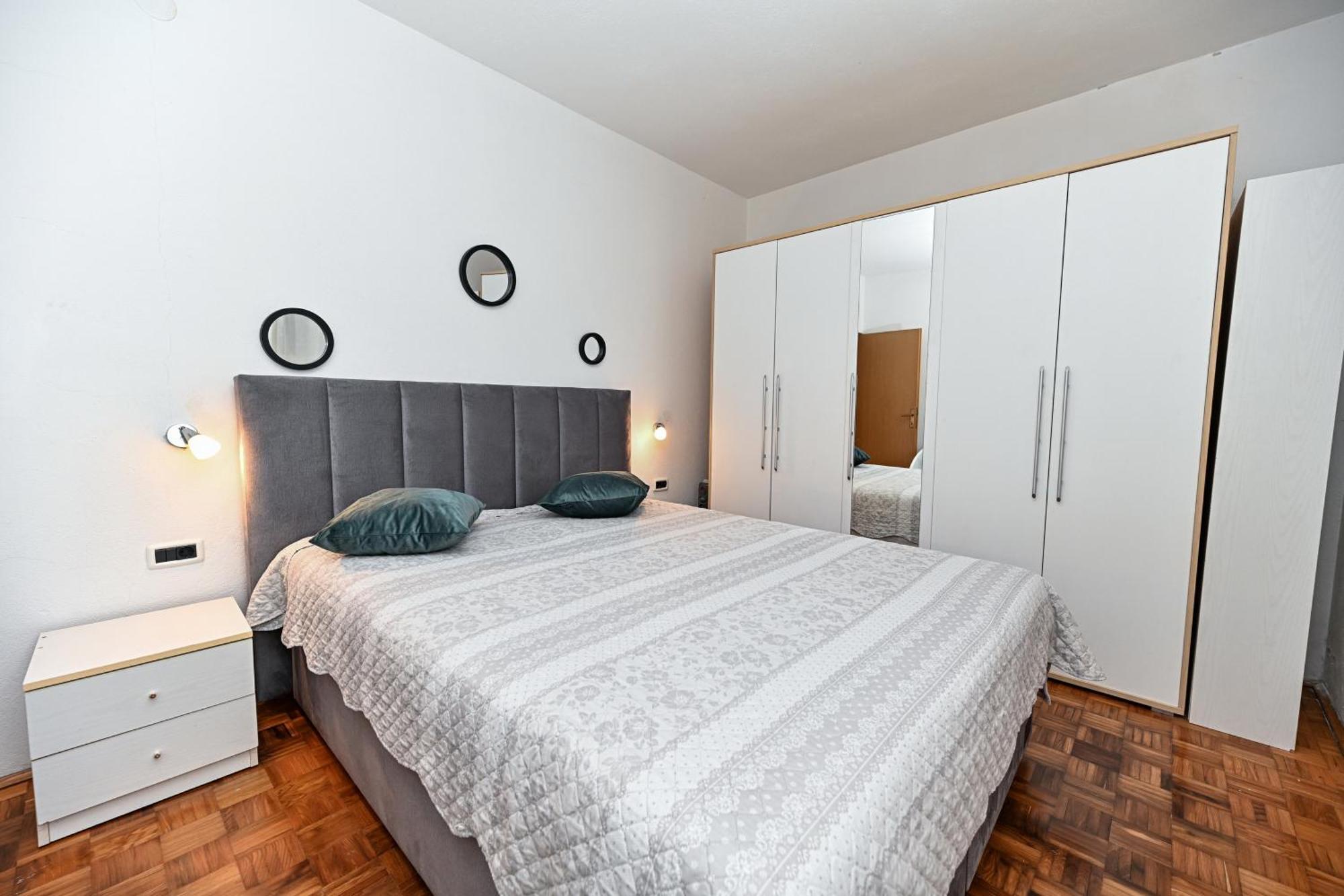 Apartment Razanac Nikola Exteriör bild